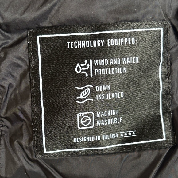 Like New Ariat Ideal Down Quilted Puffer Vest Black Medium - Picture 8 of 9